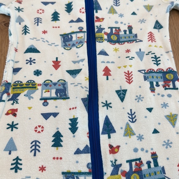 Hanna Andersson Zip Sleeper - Picture 2 of 2